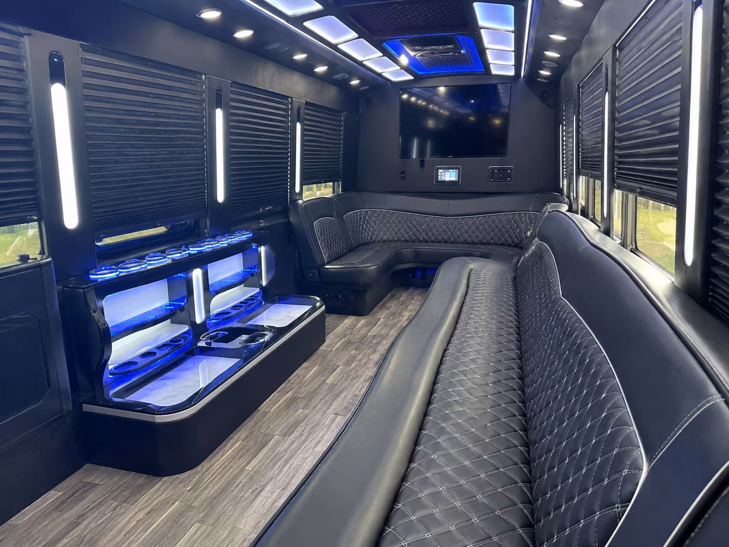 Miami Winery Tour & Pub Crawl Transportation onboard seating